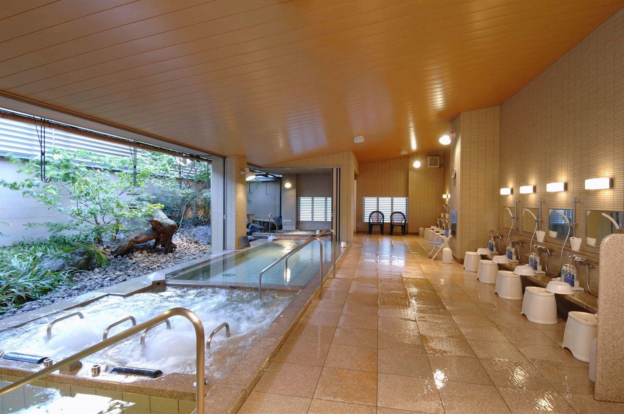 Kanazawa Manten Hotel Ekimae Экстерьер фото